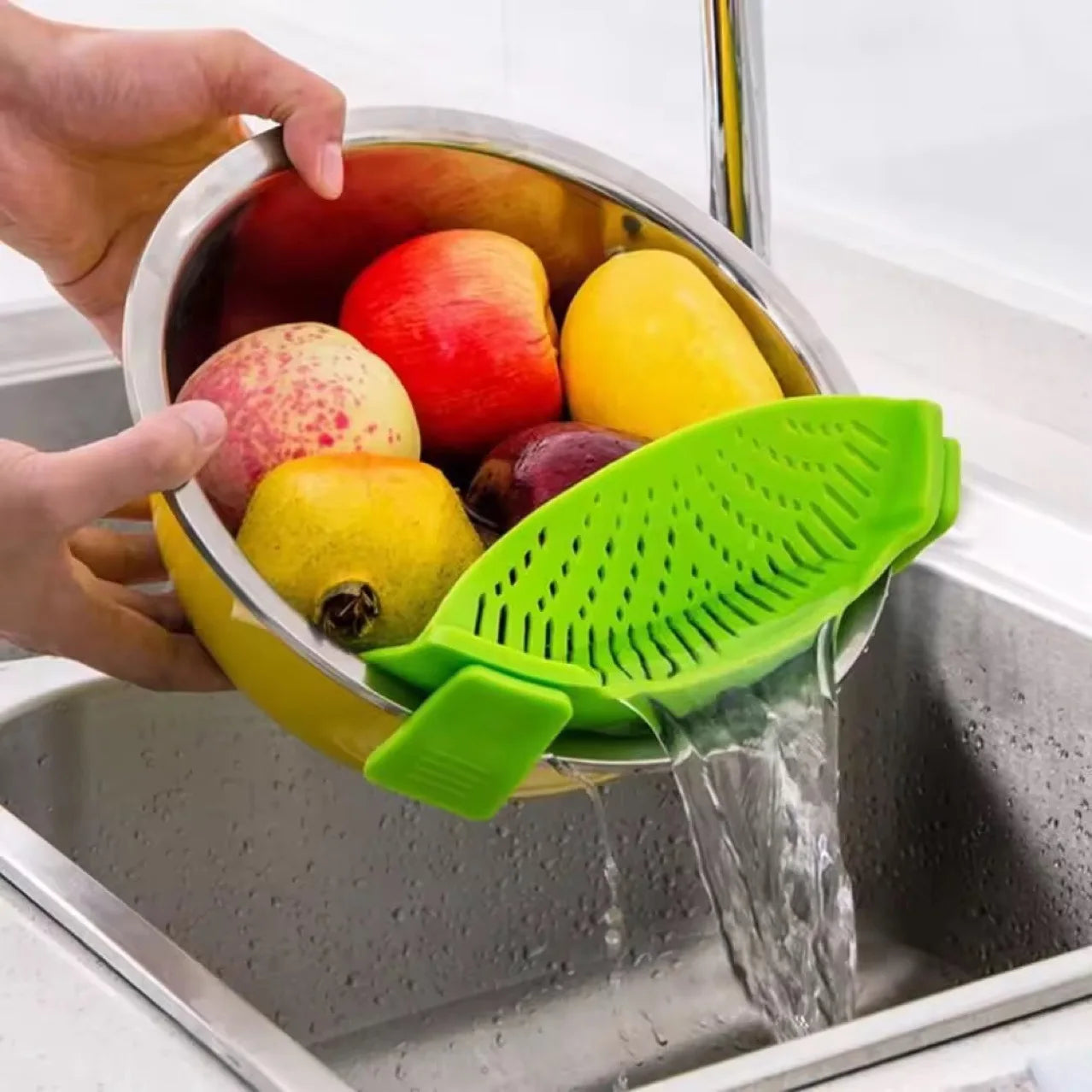 Adjustable Clip-On Pot Strainer